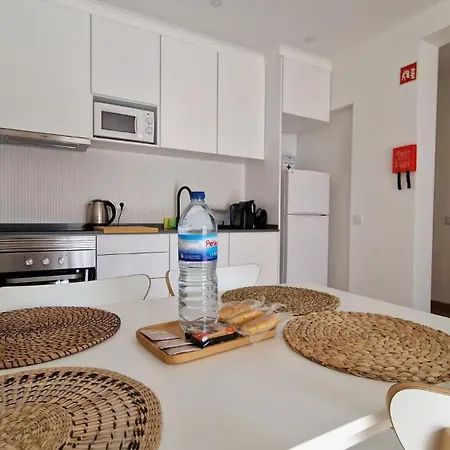 Jcmar - Near To The - Wifi - By Bedzy Lägenhet Albufeira